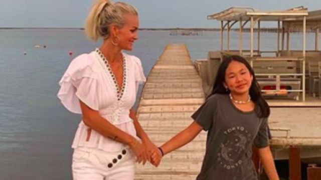 Laeticia Hallyday : Jade de retour &agrave; Saint-Barth pour f&ecirc;ter l'anniversaire de Joy - Photo compte Instagram Laeticia Hallyday