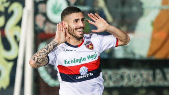 Il Crotone pronto a richiedere Gennaro Tutino al Napoli.