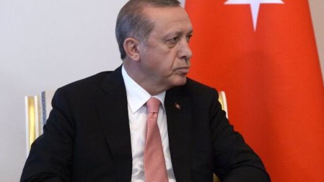 Erdogan ha dichiarato di voler contrastare l'immoralit&agrave; presente sui social media.