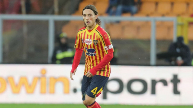 Crotone, a centrocampo si valuta il giovane Jacopo Petriccione del Lecce.