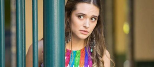 Cassandra vira cupido em 'Totalmente Demais'. (Arquivo Blasting News)