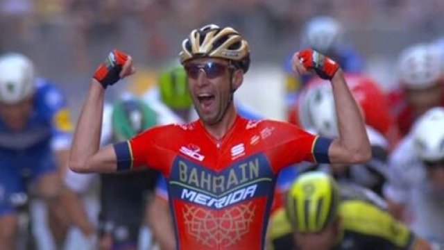 Vincenzo Nibali vittorioso alla Milano Sanremo, quest'anno in programma sabato 8 agosto.