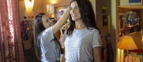 Larissa Manoela e Ingrid Guimar&atilde;es atuaram juntos em filme. (Arquivo Blasting News)