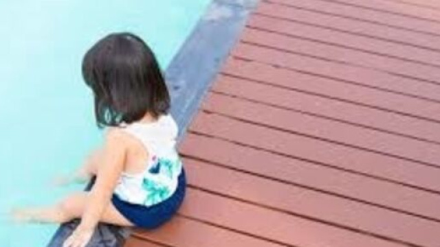 "Je l'ai quitt&eacute; des yeux pendant 6 secondes&hellip;" : un papa rappelle le danger des piscines - photo capture d'&eacute;cran