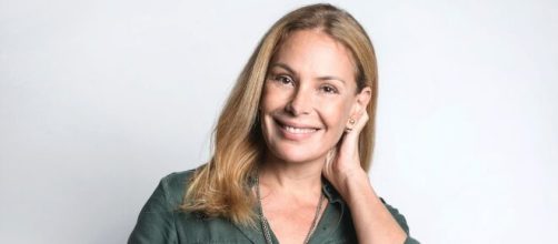 Estreia de Carolina Ferraz ser&aacute; anunciada no 'Domingo Espetacular'. (Arquivo Blasting News)