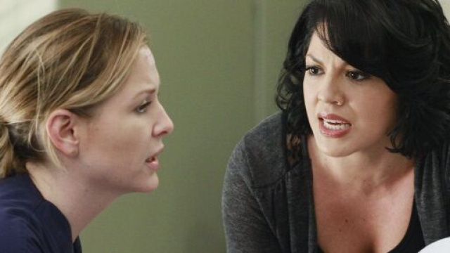 Nella settima stagione di Grey's Anatomy Callie e Arizona sono vittime di un incidente stradale che mette a rischio la vita della Torres.