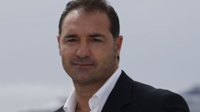 Temptation Island, Lorenzo Amoruso ha avuto una storia con Giulia Montanarini.