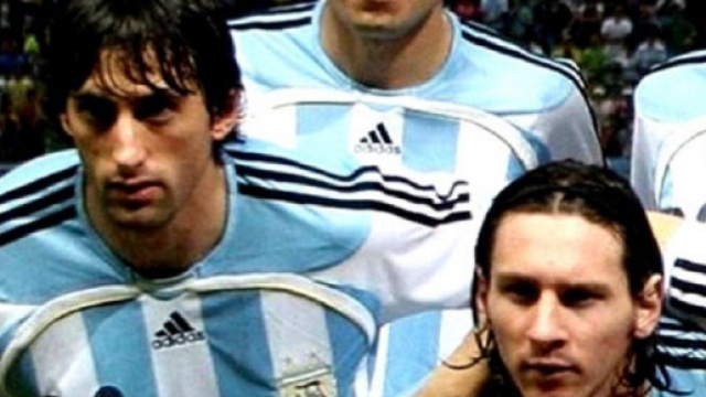 Milito e Messi hanno giocato insieme nella nazionale dell'Argentina.