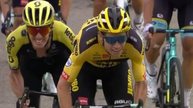 La vittoria di Wout van Aert nella prima tappa del Giro del Delfinato.