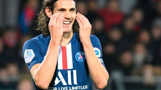 Le PSG humilie Cavani, les fans sont furieux