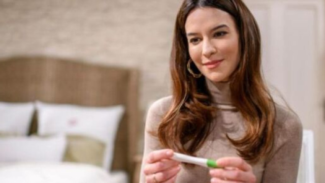 Tempesta d'amore, anticipazioni fino al 21 agosto: Nadja ruber&agrave; il video di un'ecografia.