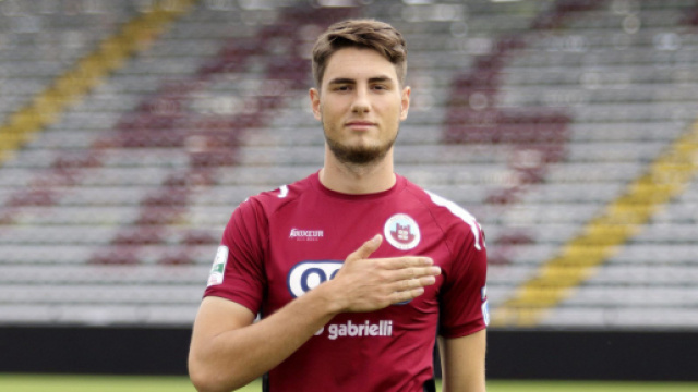 Crotone, piacerebbe il giovane Marco Varnier.