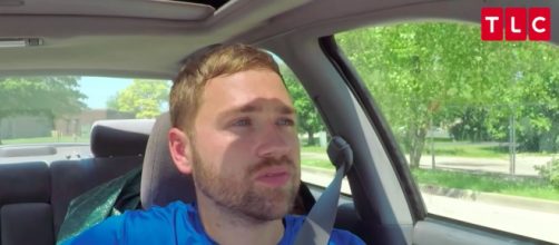 '90 Day Fianc&eacute;': Paul has 'internal pain' after consuming glass pieces. [Image Source: TLC UK/ YouTube]