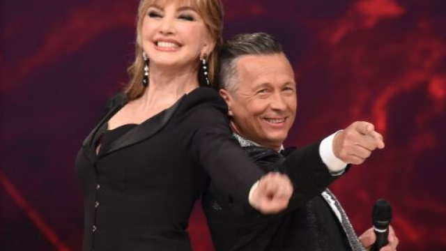 Ballando con le stelle, Alessandra Mussolini contesa tra due maestri: Fonts e Di Pasquale.
