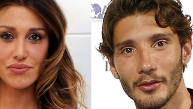 Belen Rodriguez e Stefano De Martino, gelo anche a Ibiza: lei con amici, lui con Santiago.