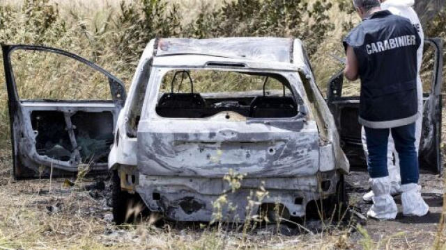 Crema, 39enne scomparsa: ritrovata l'auto carbonizzata (con all'interno un cane non suo).