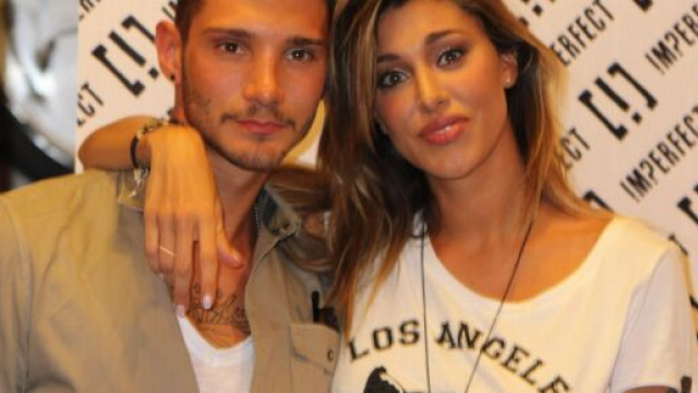 De Martino ritrova il sorriso con Santiago: Belen sarebbe sempre pi&ugrave; lontana.