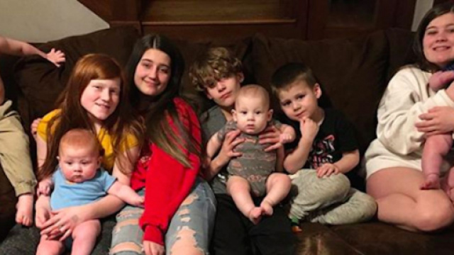 La famille Church, aux Etats-Unis compte 11 enfants et ne compte pas s'arr&ecirc;ter l&agrave;. Credit: Instagram/our_large_family_life