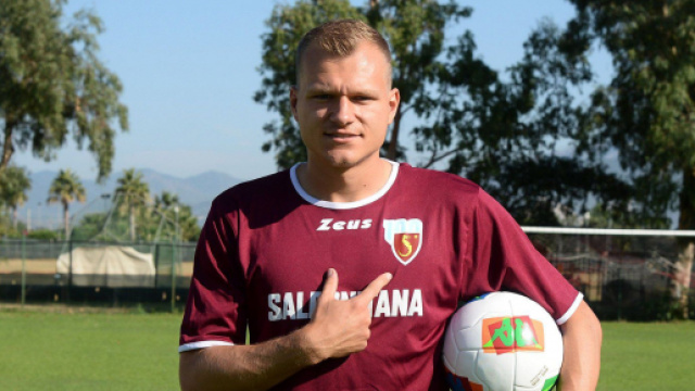 Crotone, piace il difensore polacco Jaroszynski.