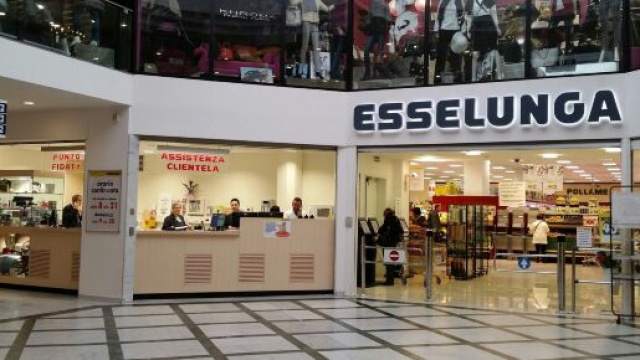 Esselunga promuove una campagna di assunzioni per addetti vendita.