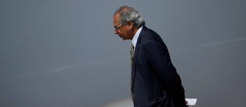 Brasil n&atilde;o aguenta muito tempo de aux&iacute;lio emergencial, afirma Guedes. (Arquivo Blasting News)