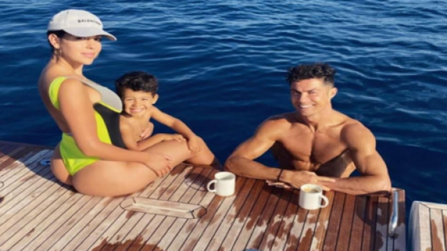 Cristiano Ronaldo: des suites de luxe aux six salles de bain, son incroyable yacht &agrave; 6M&euro;