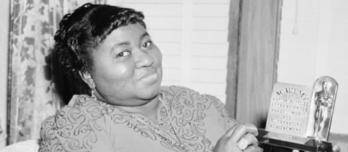 Hattie McDaniel, a primeira mulher negra a vencer um Oscar. (Reprodu&ccedil;&atilde;o)