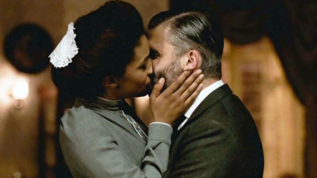 Spoiler Una vita: Marcia e Felipe si baciano con passione.