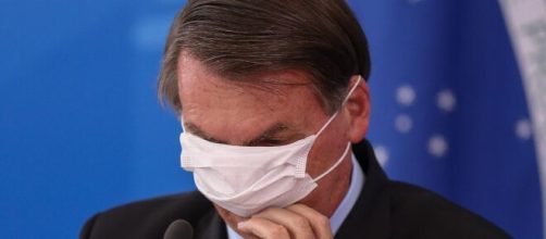 Bolsonaro diz n&atilde;o acreditar na efic&aacute;cia das m&aacute;scaras contra a Covid-19. (Arquivo Blasting News)