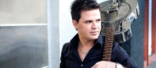 Eduardo Costa faz live neste s&aacute;bado. (Arquivo Blasting News)