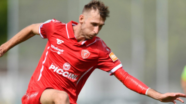 Crotone, anche i rossoblu su Gyombe - calciogrifo.it