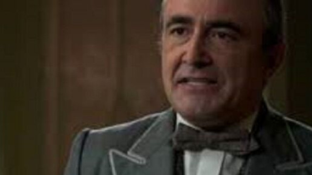 Una vita, spoiler puntata del 25 agosto: Ramon continua ad indagare su Alfredo.