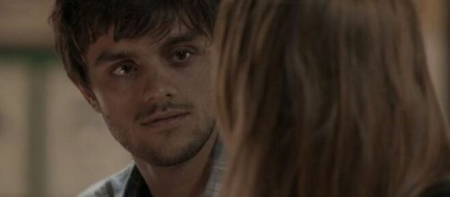 Jonatas ainda &eacute; apaixonado por Eliza em 'Totalmente Demais'. (Reprodu&ccedil;&atilde;o/ TV Globo).