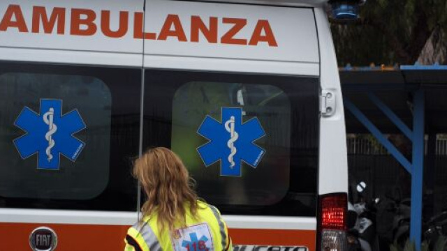 Lecce, incidente tra auto e moto sulla statale 101: deceduto un centauro 25enne.