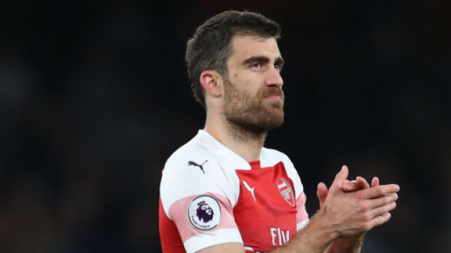 Sokratis dell'Arsenal sarebbe fra gli obiettivi del Napoli.