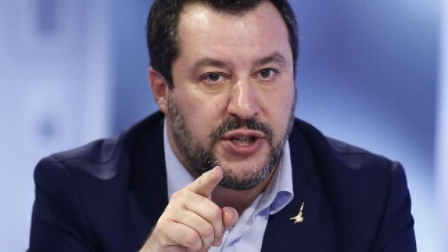 Salvini su Lamorgese: 'La processeranno democraticamente gli italiani con il voto'.
