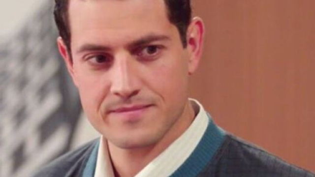 Il paradiso delle signore, spoiler all'11 settembre: Salvatore assiste alla proposta di matrimonio di Cosimo a Gabriella.