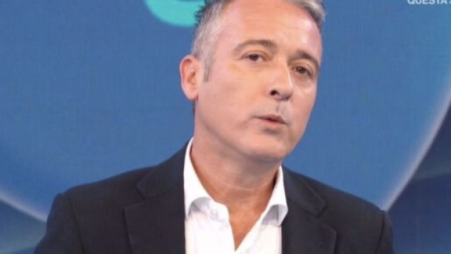 Io e Te sospeso, membro del cast positivo alla Covid-19.