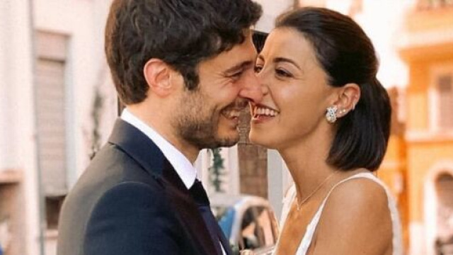 Per Lino Guanciale grande festa in Salento a un mese dal matrimonio.