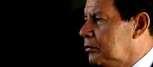 Depois de elogiar empresa chinesa, Mour&atilde;o &eacute; atacado por bolsonaristas. (Reprodu&ccedil;&atilde;o/Ag&ecirc;ncia Brasil)