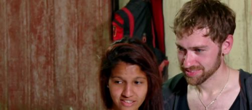 '90 Day Fianc&eacute;': Paul posts proof that Karine is lying. [Image Source: TLC/ YouTube Screenshot]