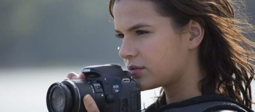 Bruna Marquezine estrelo o filme 'Vou Nadar at&eacute; Voc&ecirc;'. (Reprodu&ccedil;&atilde;o/YouTube)
