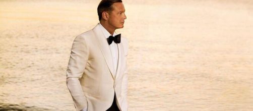 O cantor Luis Miguel ficou famoso no Brasil ao emplacar sucessos como 'La Barca' e 'El D&iacute;a Que Me Quieras'. (Arquivo Blasting News)