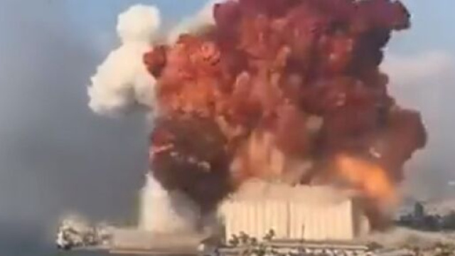 Esplosione Beirut, anche la senatrice Pirro sbaglia in un tweet e definisce 'libici' il popolo libanese.