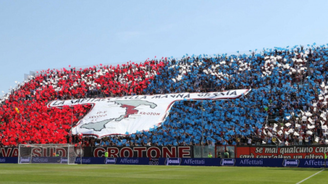 Crotone, diversi nomi per rinforzare la rosa, fra essi Tutino e Luperto.