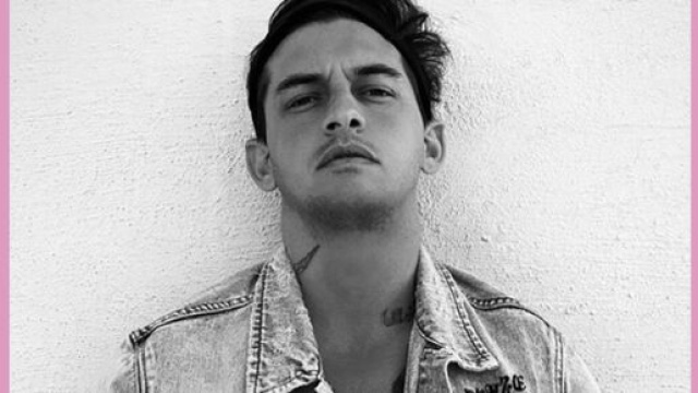 Alessandro Basciano su IG dichiara: 'L'amore arriver&agrave; prima o poi'.