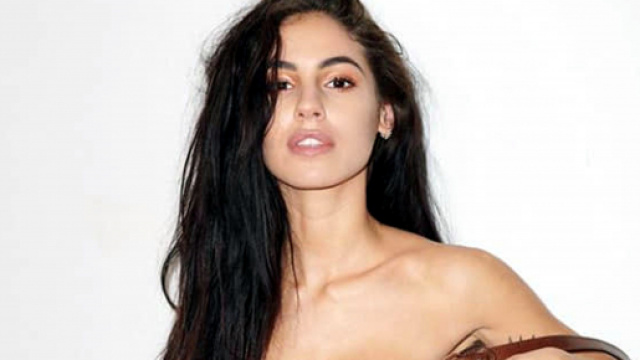 Giulia De Lellis, la suocera apprezza una sua foto su Instagram: 'Bellissima come sempre'.