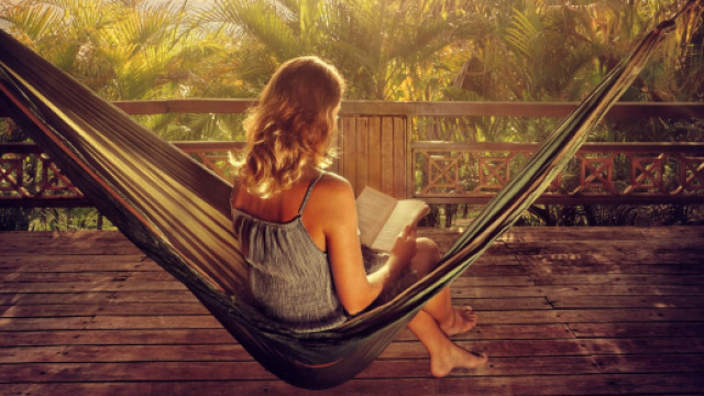 L'oroscopo di domani 11 agosto e classifica primi sei segni: Gemelli creativi, Cancro 'ko'.