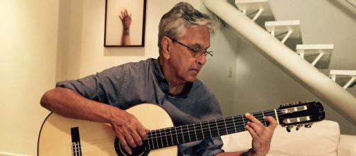 Caetano Veloso faz live nesta sexta-feira. (Arquivo Blasting News)