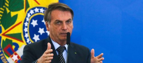 Bolsonaro critica a Globo no Twitter. (Arquivo Blasting News)